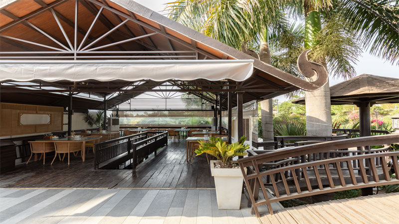 The Sparkling Water Cafe
