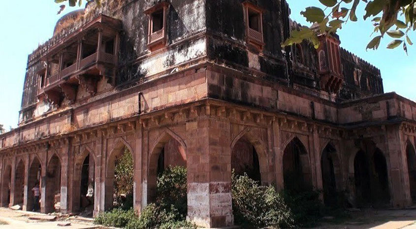 Kaliadeh Palace